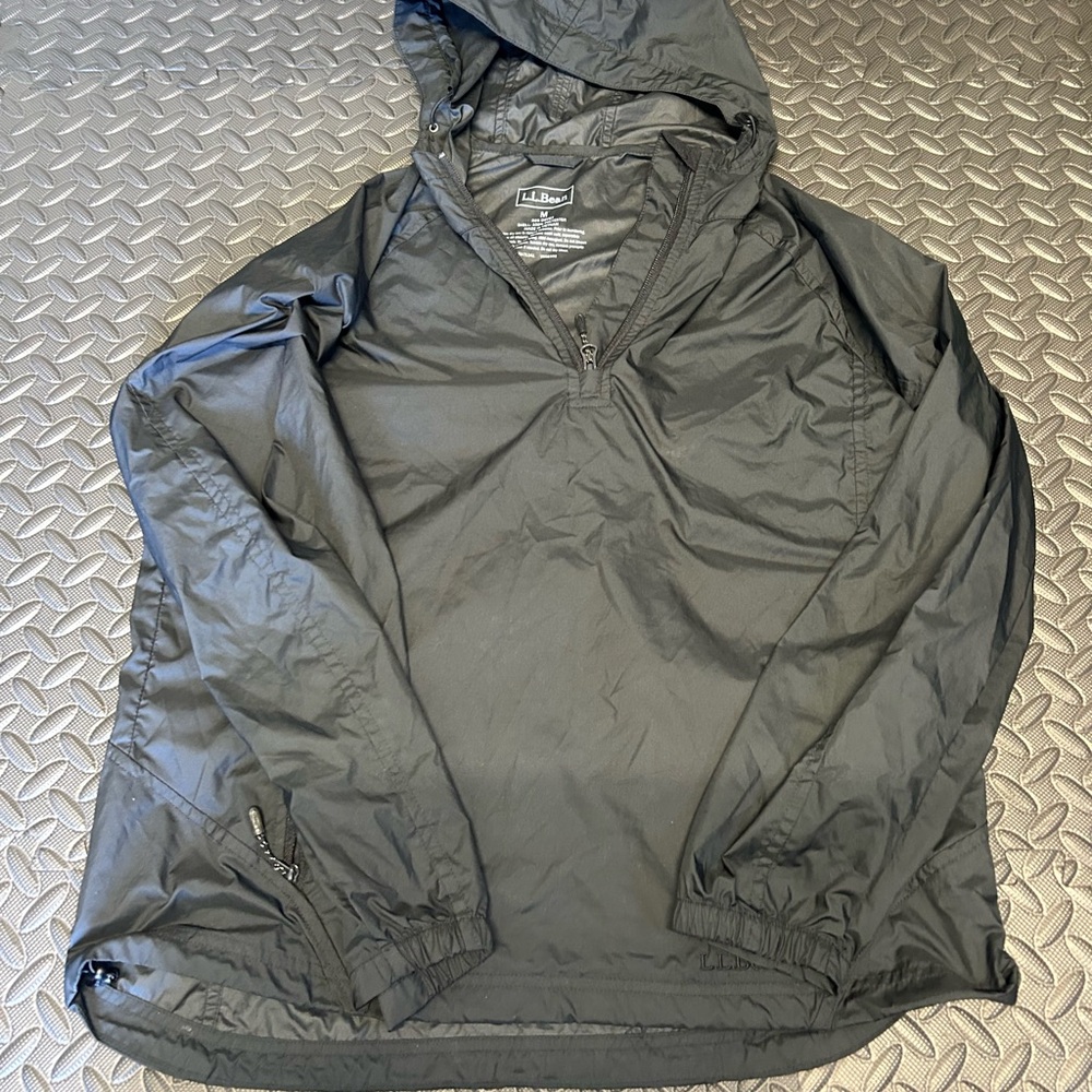 L.L. Bean Black Hooded Windbreaker Pullover Jacket